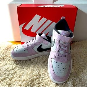 NIB Nike Court Borough Low 2 sneakers